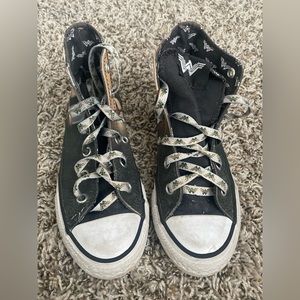 Converse All Star Chucks DC Comics Rebirth Wonder Woman Vol 1 Size: Youth 13